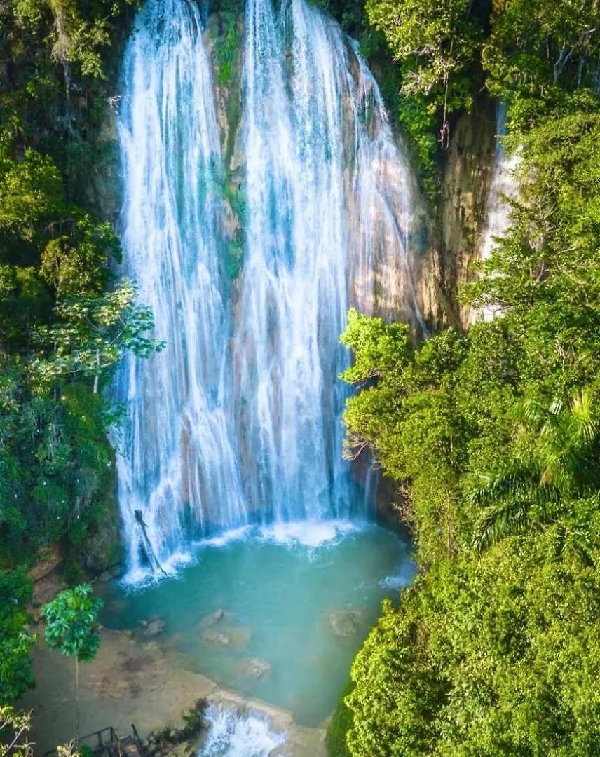 Treehouse Waterfalls El Limon D-03 营地