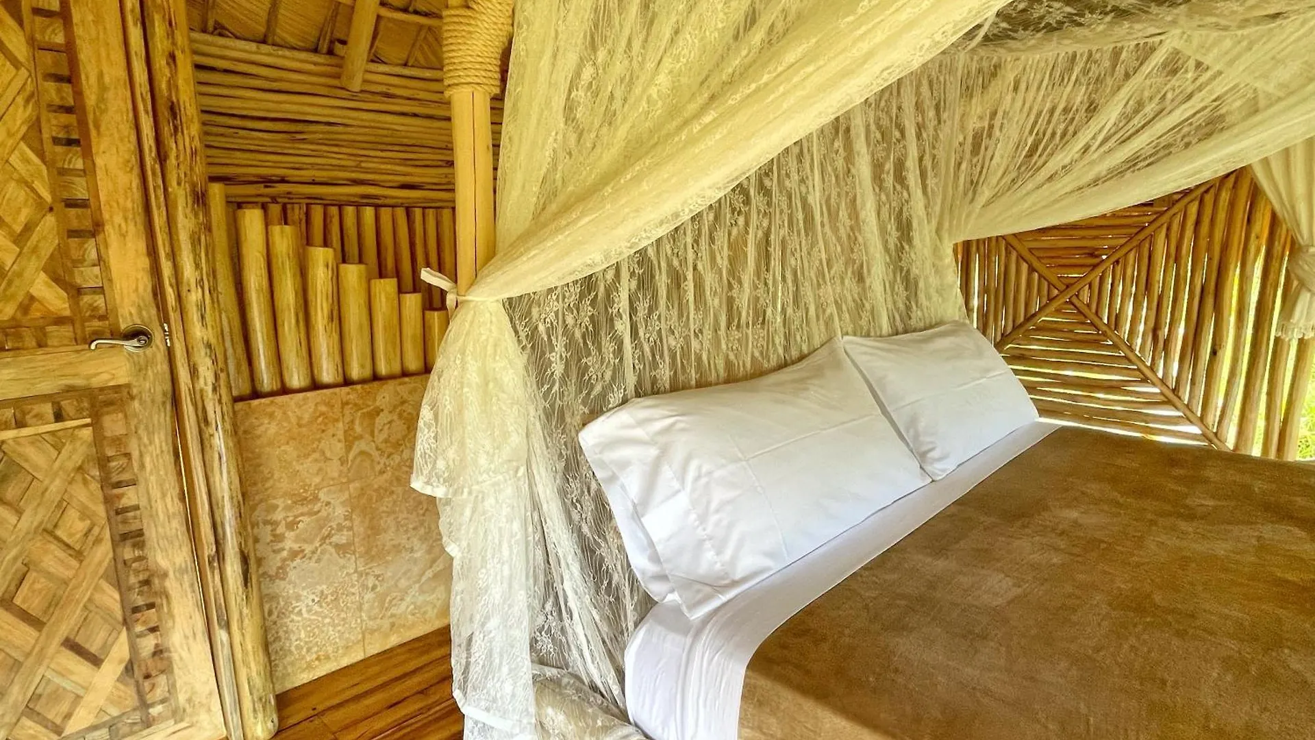 营地 Treehouse Waterfalls El Limon D-03