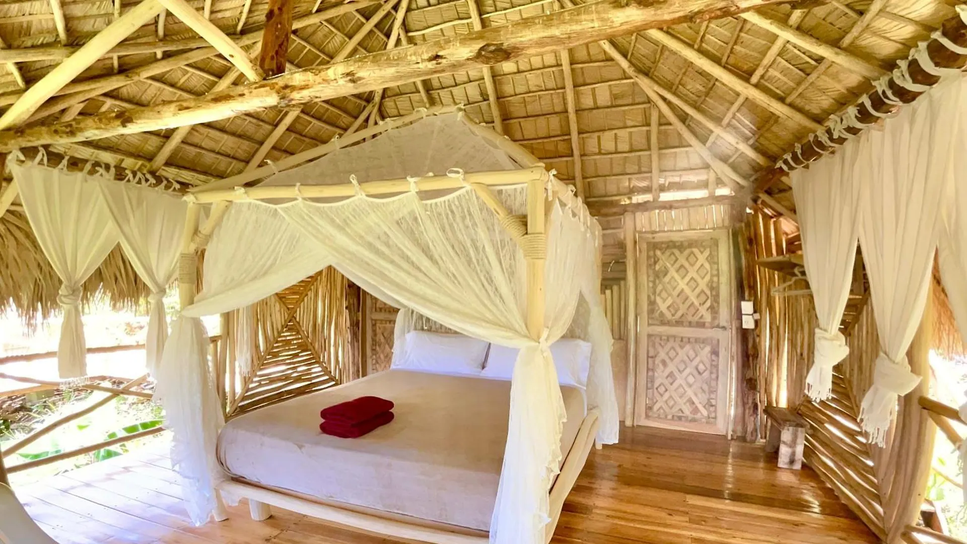 Treehouse Waterfalls El Limon D-03 营地