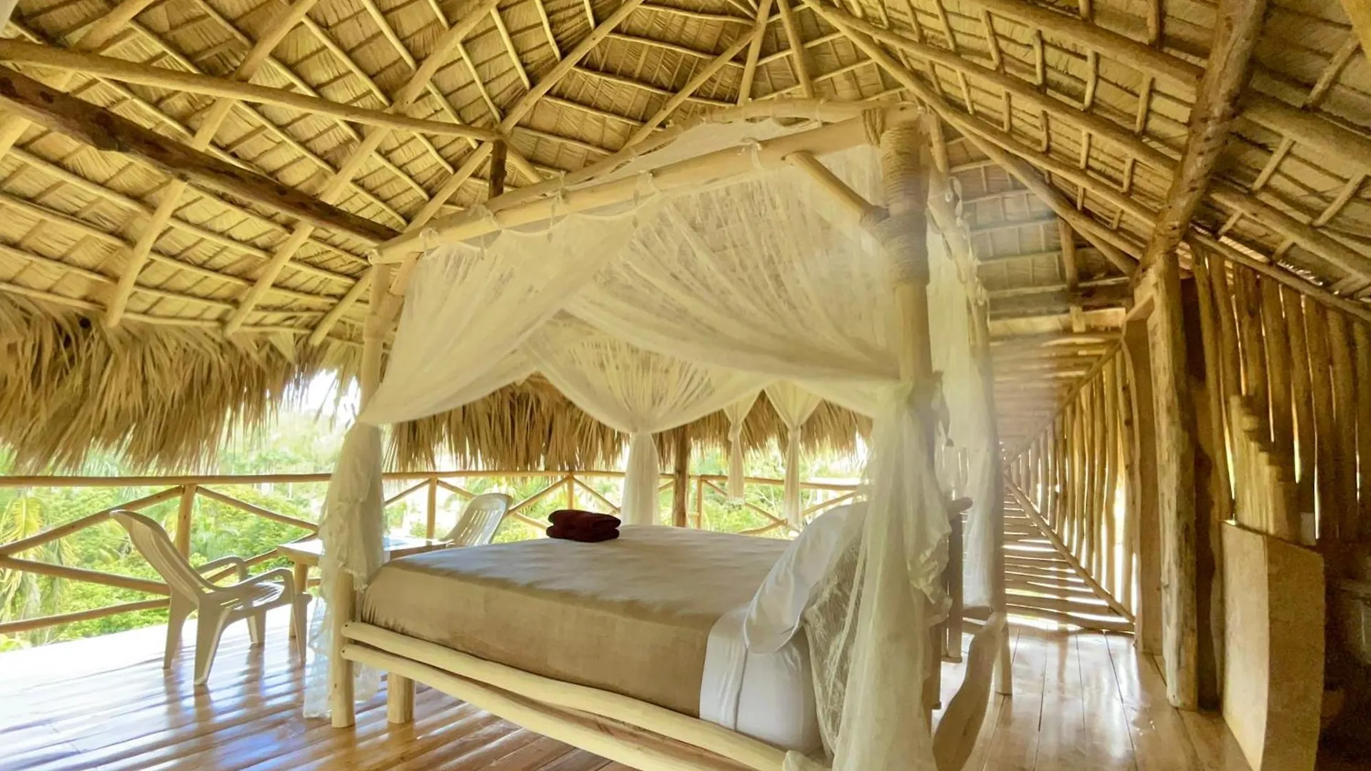 Treehouse Waterfalls El Limon D-03 Campsite